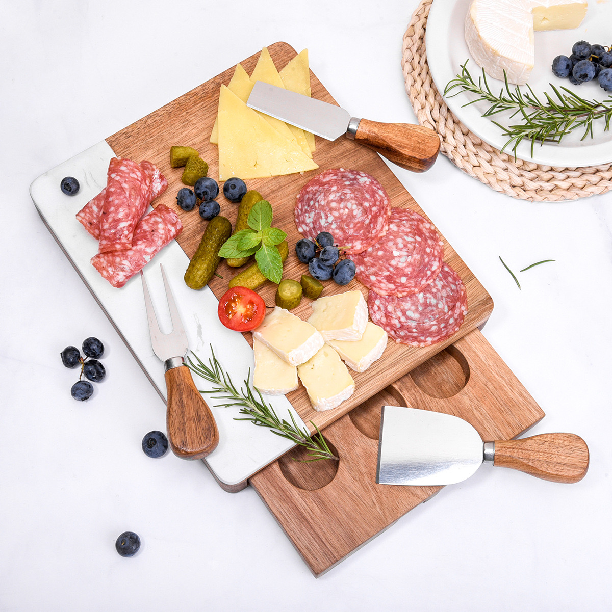 What is Typically Included in a Charcuterie Board? The Ultimate Guide for Professionals