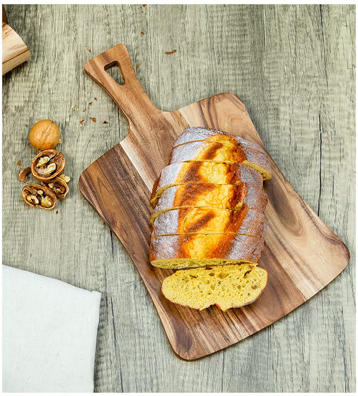 Elengent Wooden Cutting Board