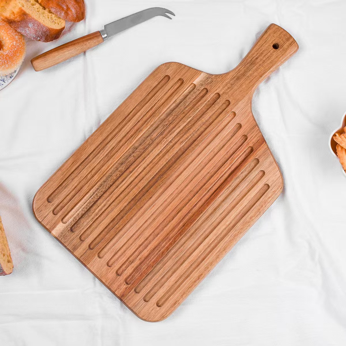 Household Grooved Acacia Wood Cutting Board