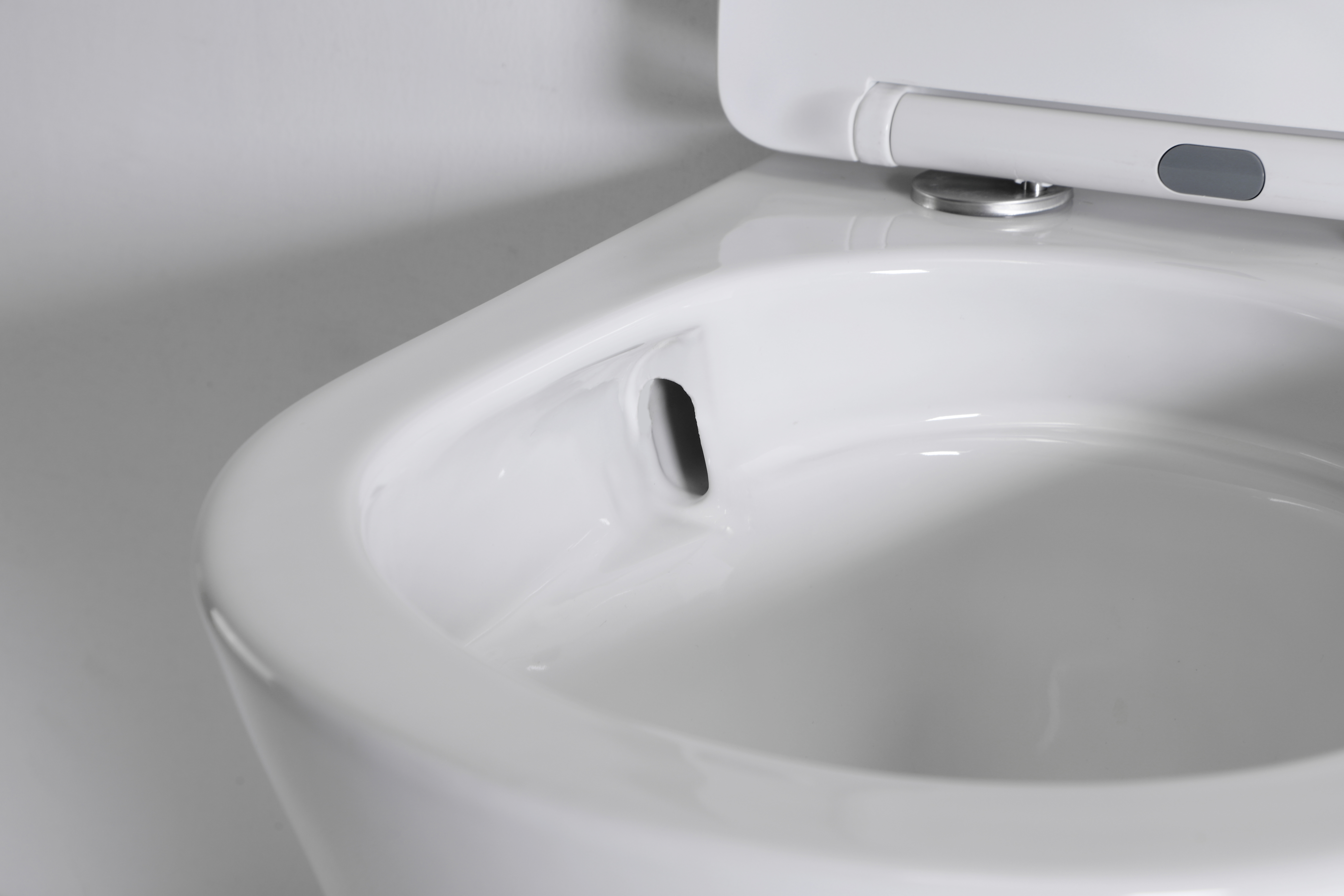 Væghængt Toilet | Model 2417E | Kompakt Rimless WC med Soft-Close Sæde
