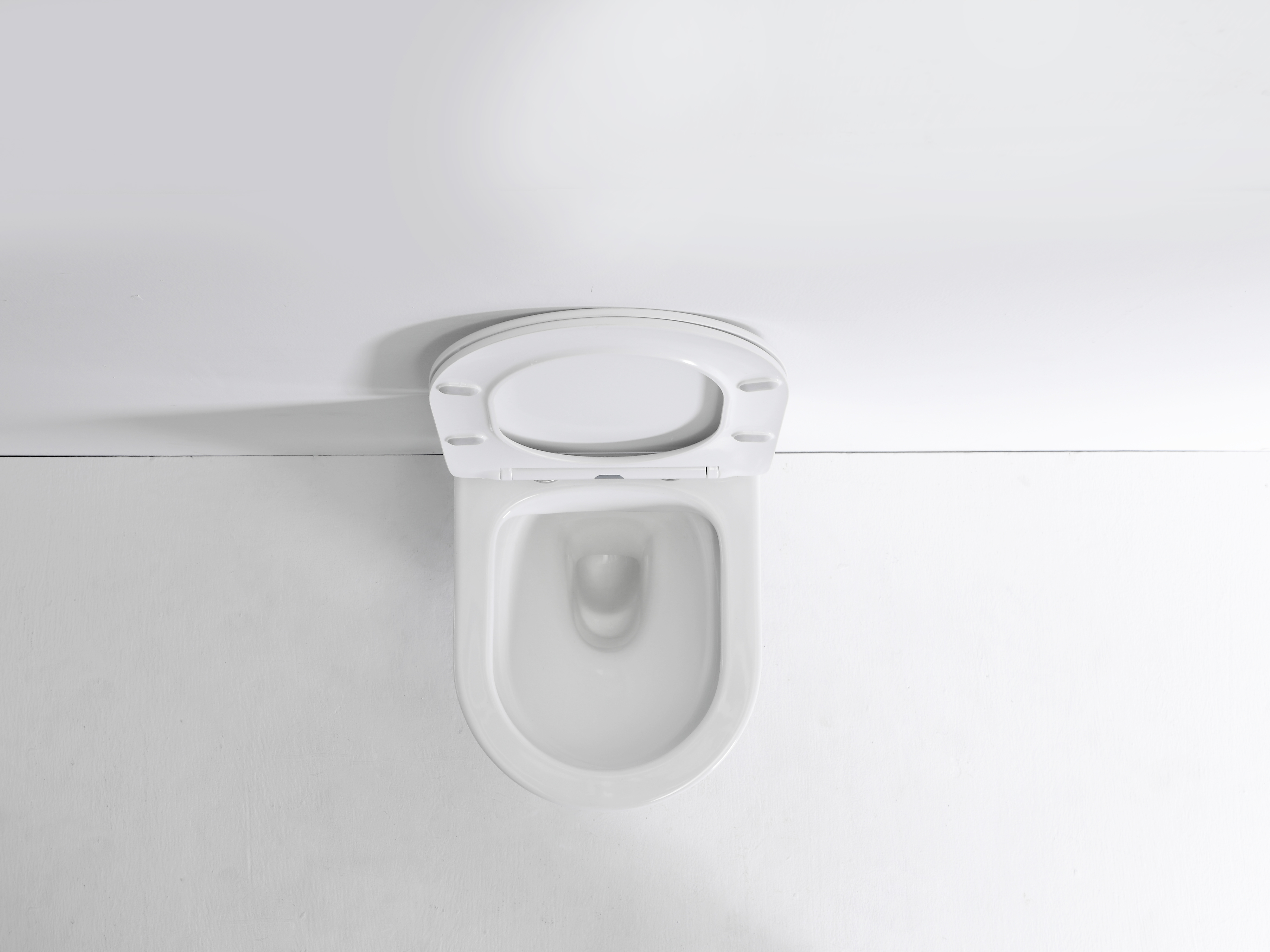 Modern Rimless Wall-Hung Toilet – Space-Saving, Hygienic & Eco-Friendly Design
