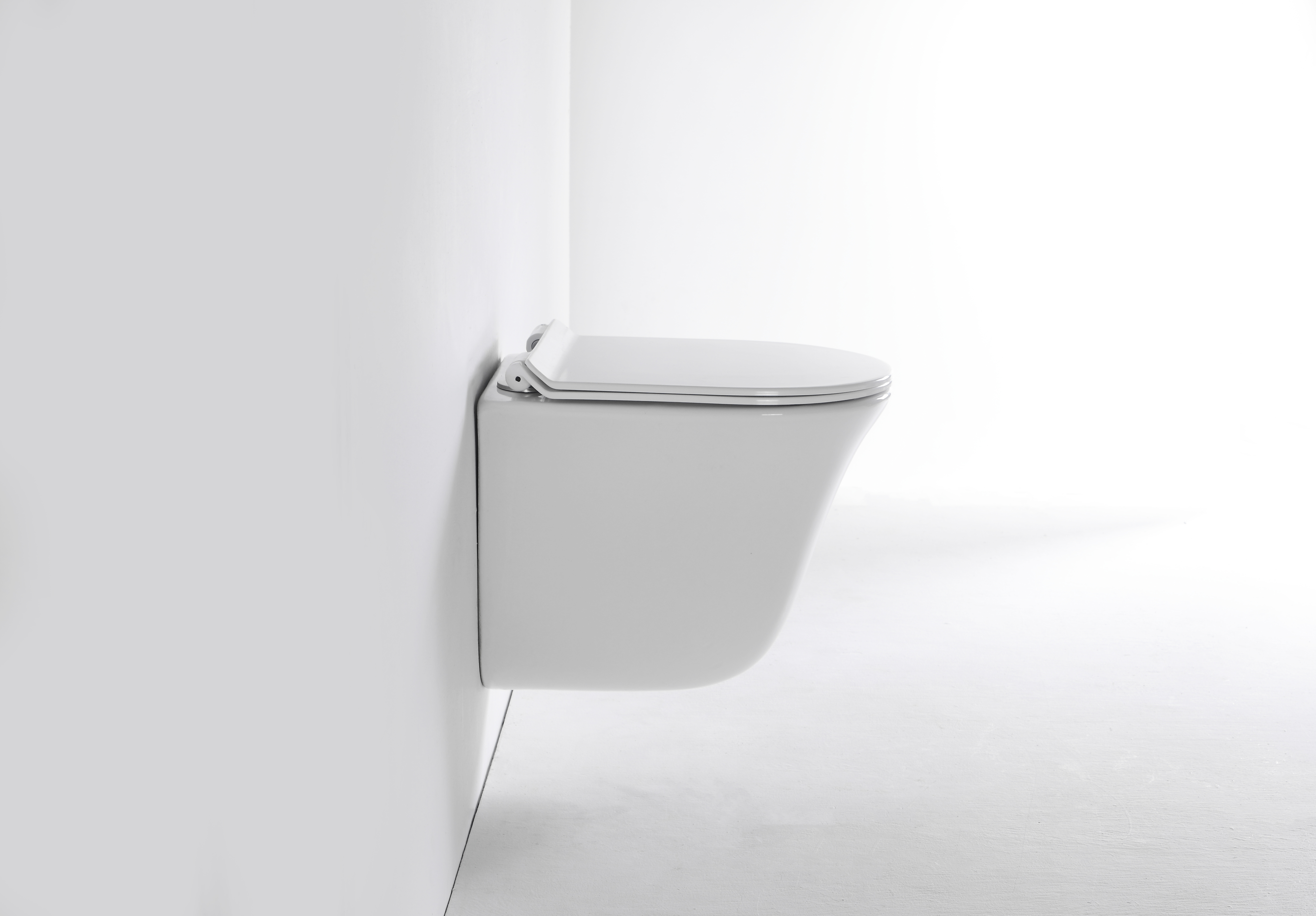 Modelo 2441A Vaso Sanitário Suspenso – WC Cerâmico Moderno de Parede