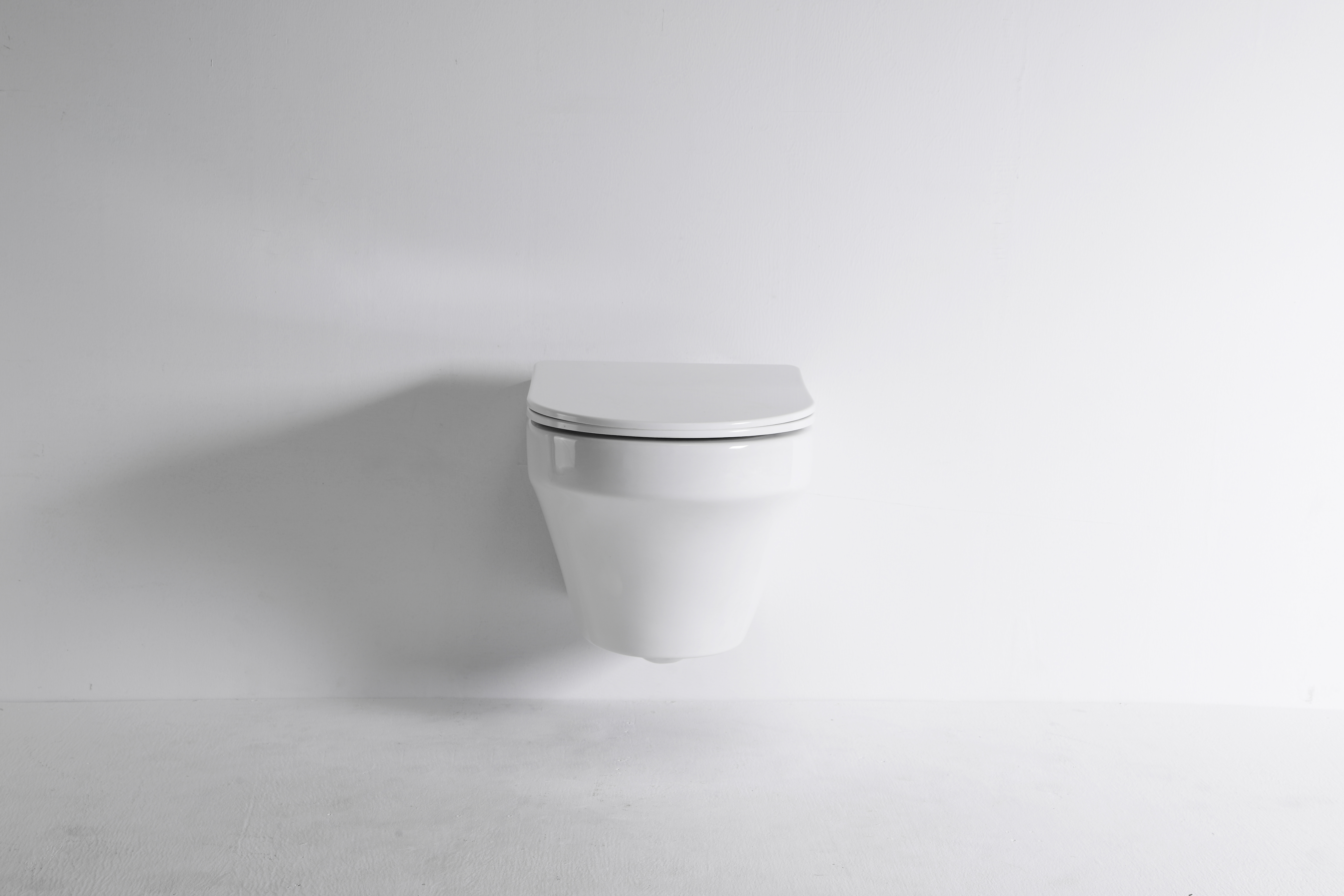 BF2462D Wall Hung Toilet – Space-Saving Modern Ceramic WC