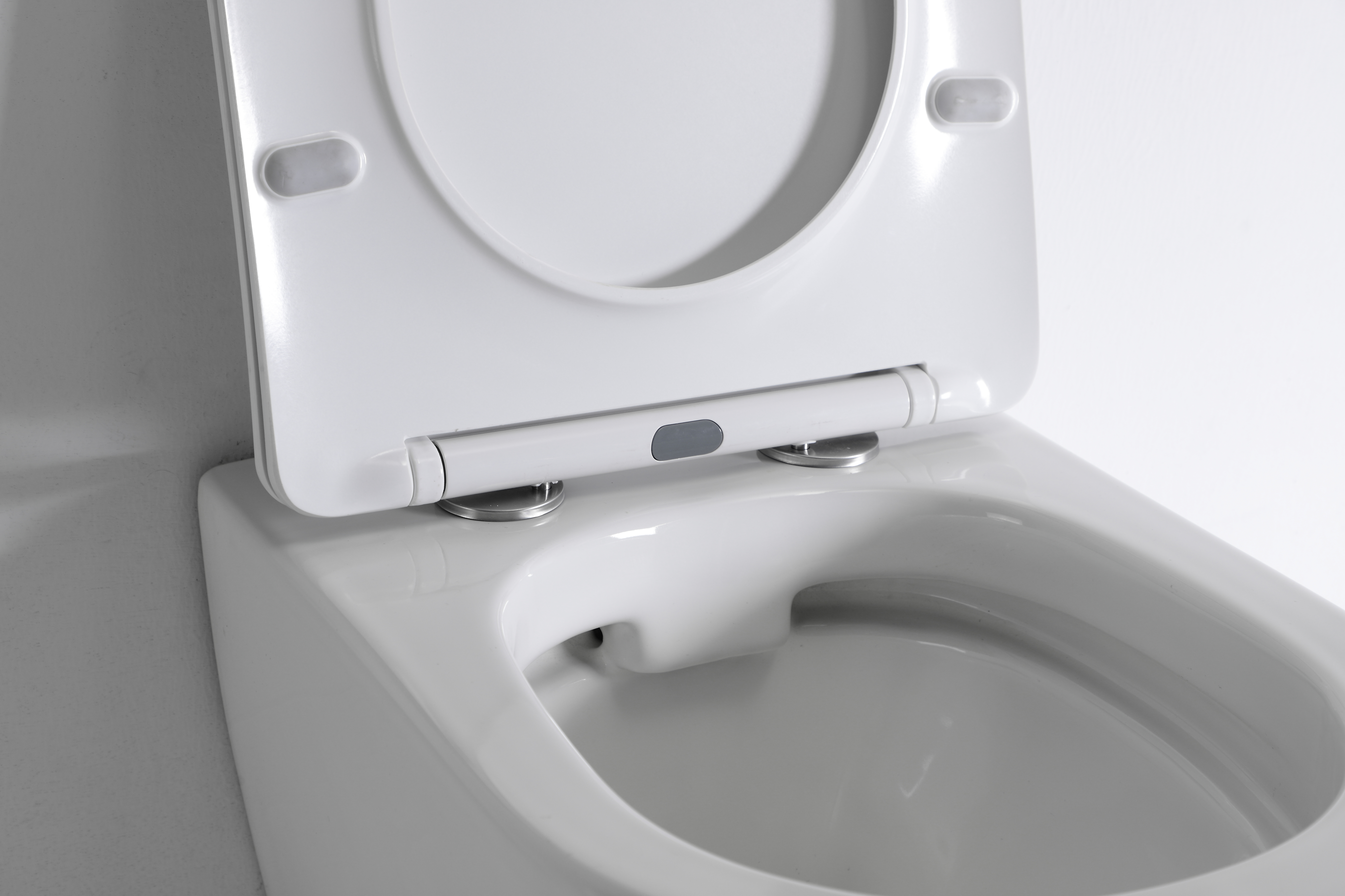 Model 2479D Podwieszana toaleta ścienna – nowoczesna ceramiczna miska WC oszczędzająca miejsce