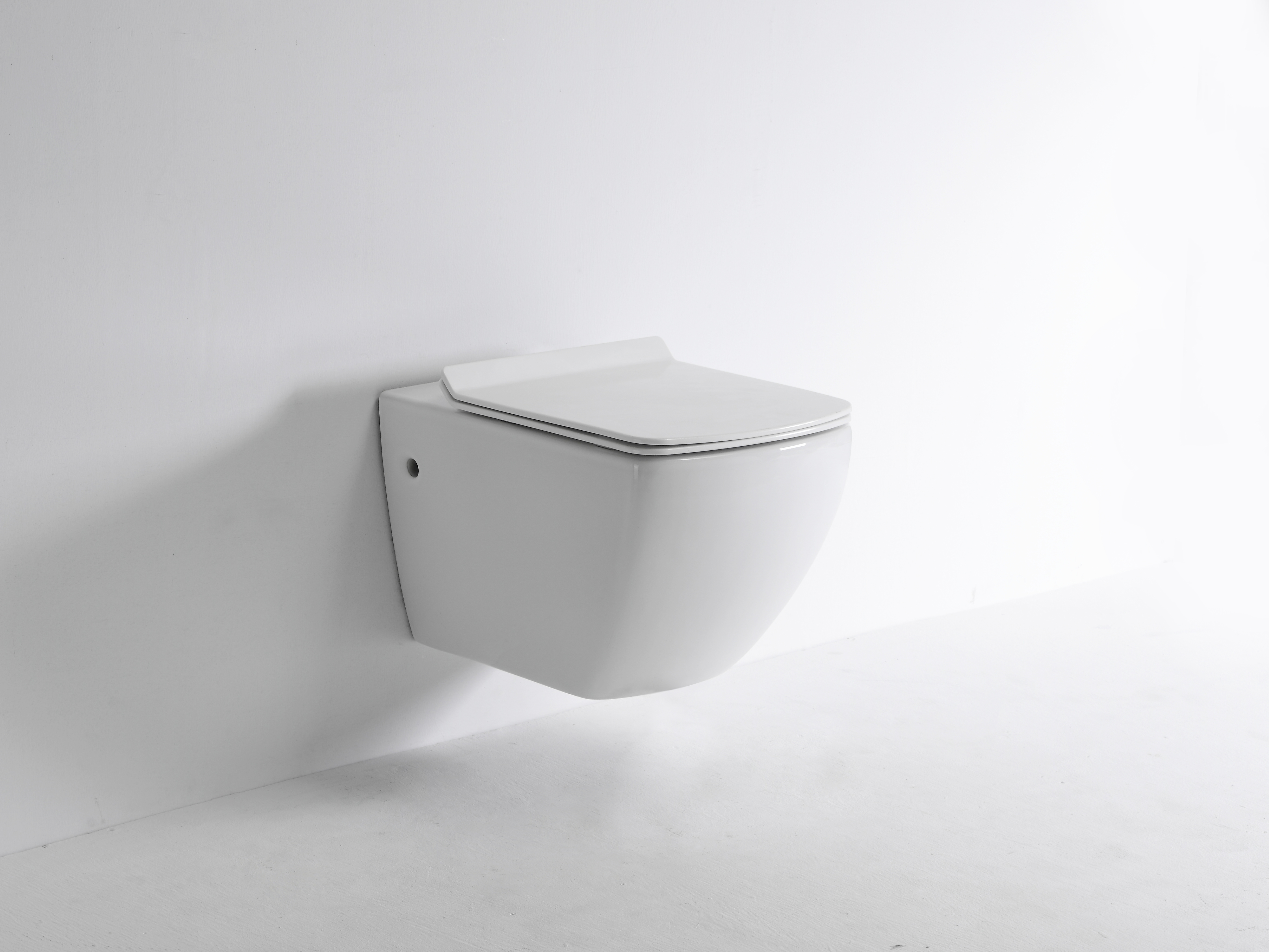 Rimless Wall-Hung Toilet with Square Slim Cover – Modern, Hygienic & Space-Saving