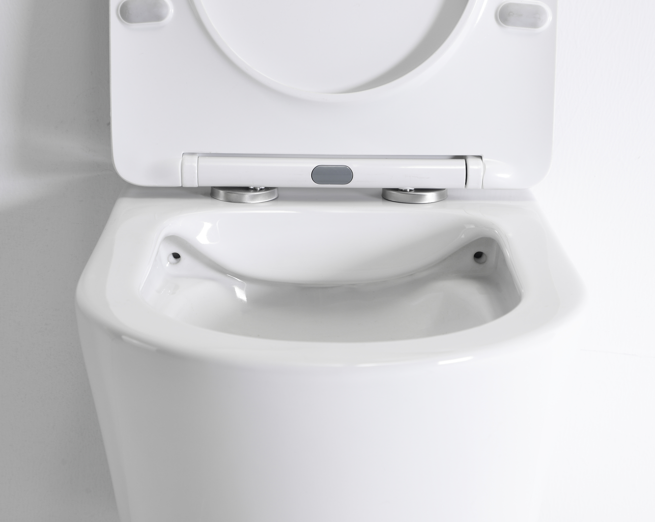Modern Rimless Wall-Hung Toilet – Space-Saving, Hygienic & Eco-Friendly Design
