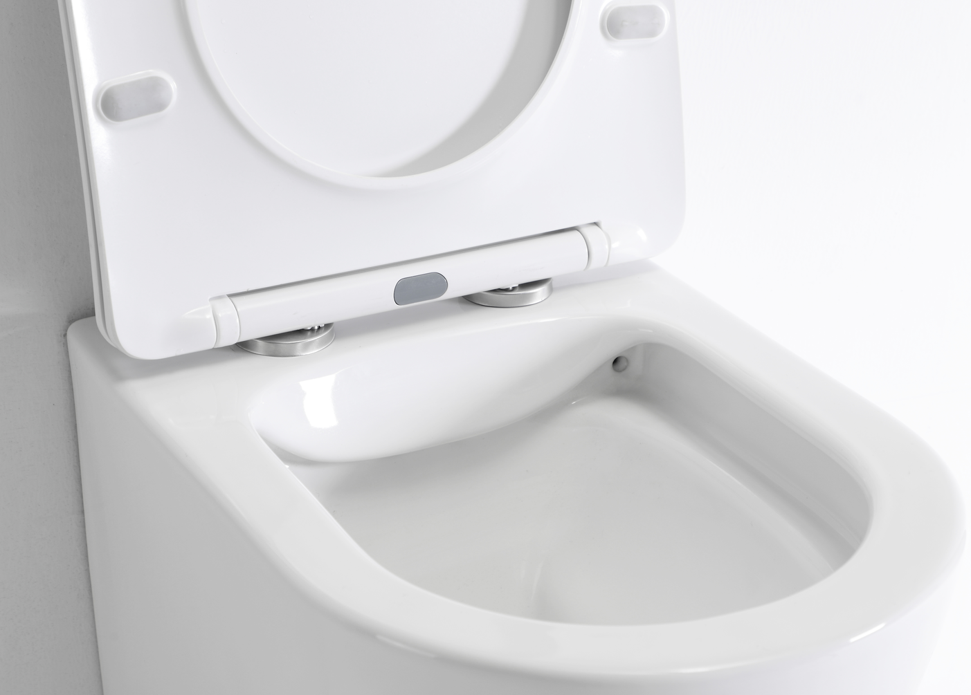 Modern Minimalist Wall-Hung Ceramic Toilet with Silent Dual Flush