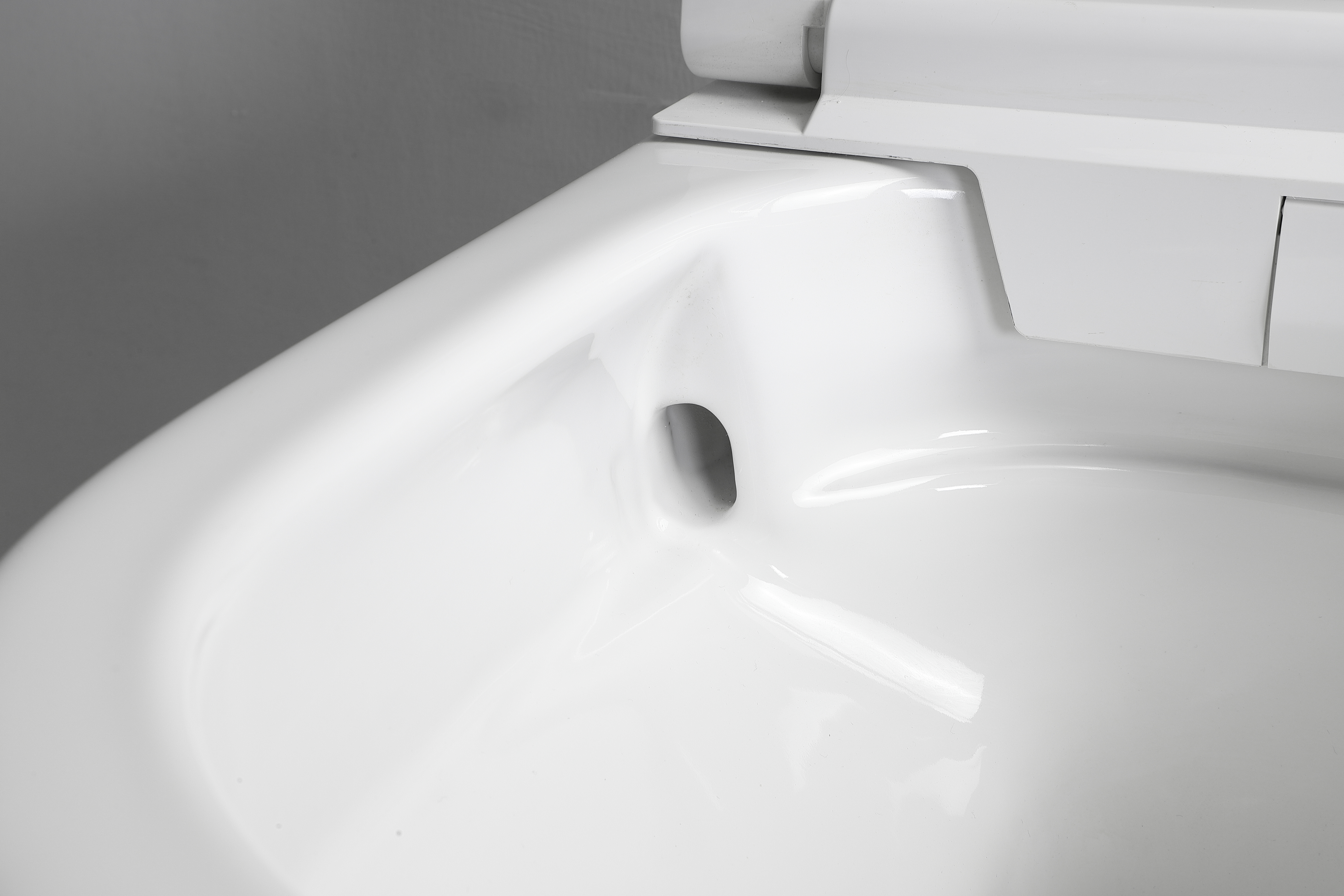 2499 Smart Wall Hung Toilet – Auto Opening & Intelligent Features