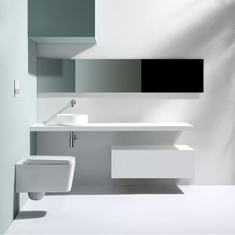 BF2467 Glossy White Rimless Wall Hung Toilet with 3/6L Dual Flush