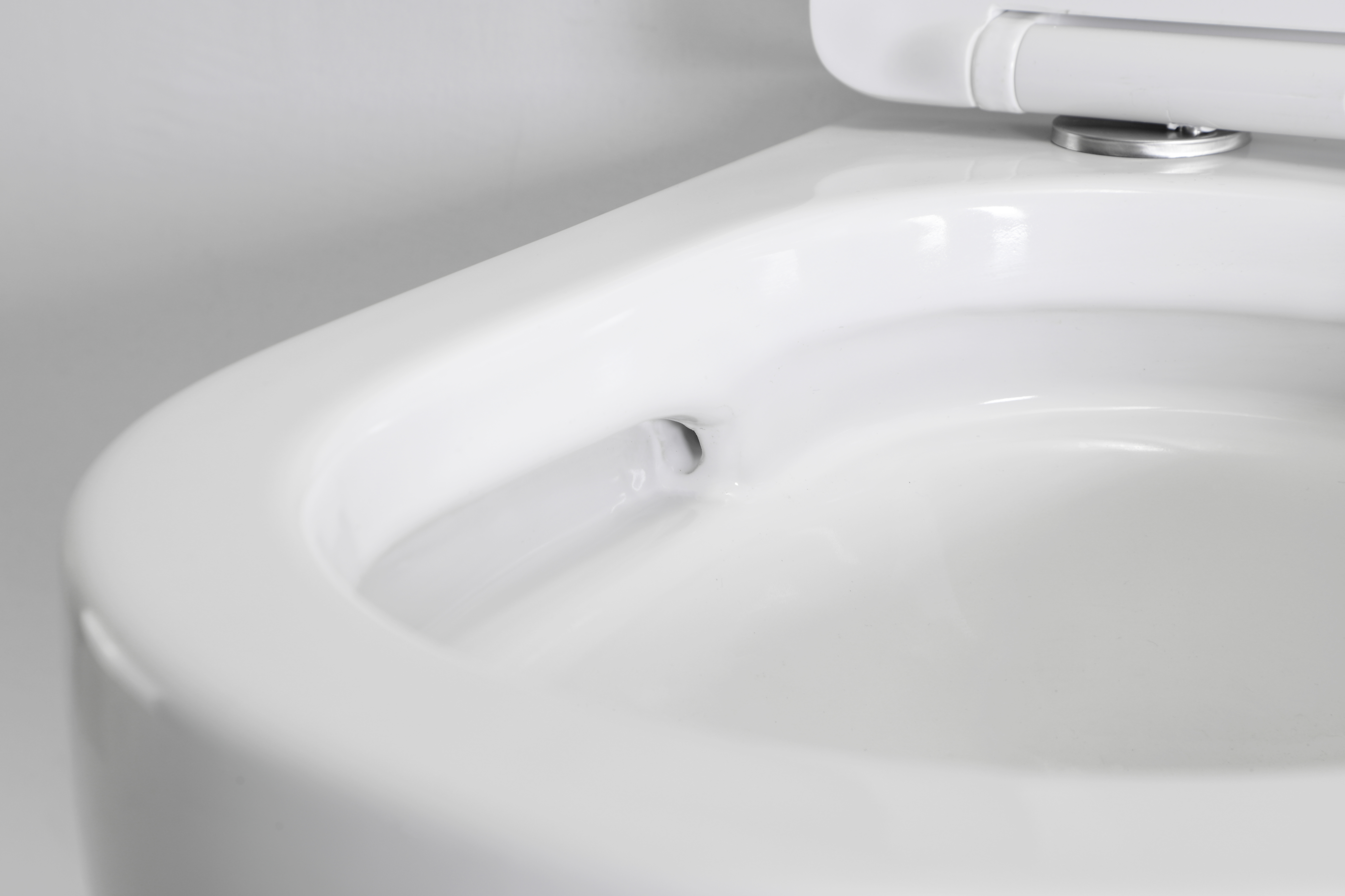 Modern Minimalist Wall Hung Toilet with Soft Close Seat – Space Saving Ceramic WC