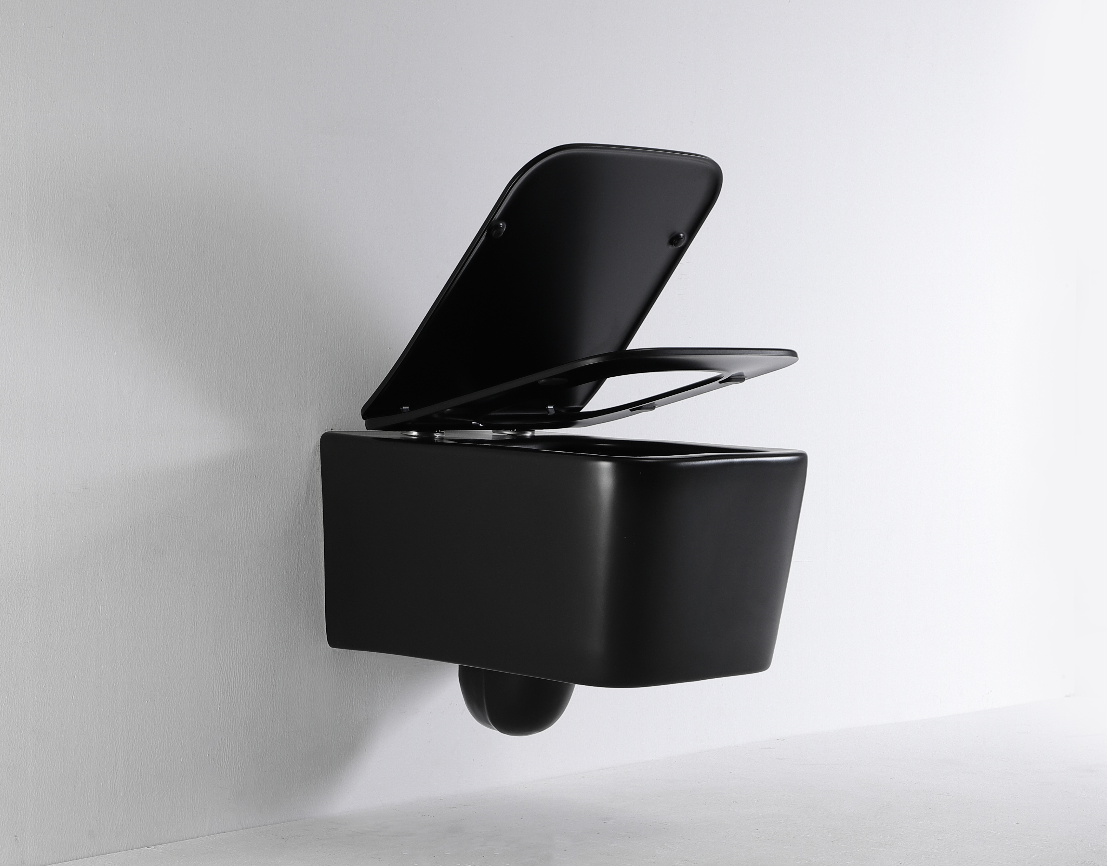 Modern Matte Black Wall-Hung Toilet – Sleek Minimalist Design for Contemporary Bathrooms