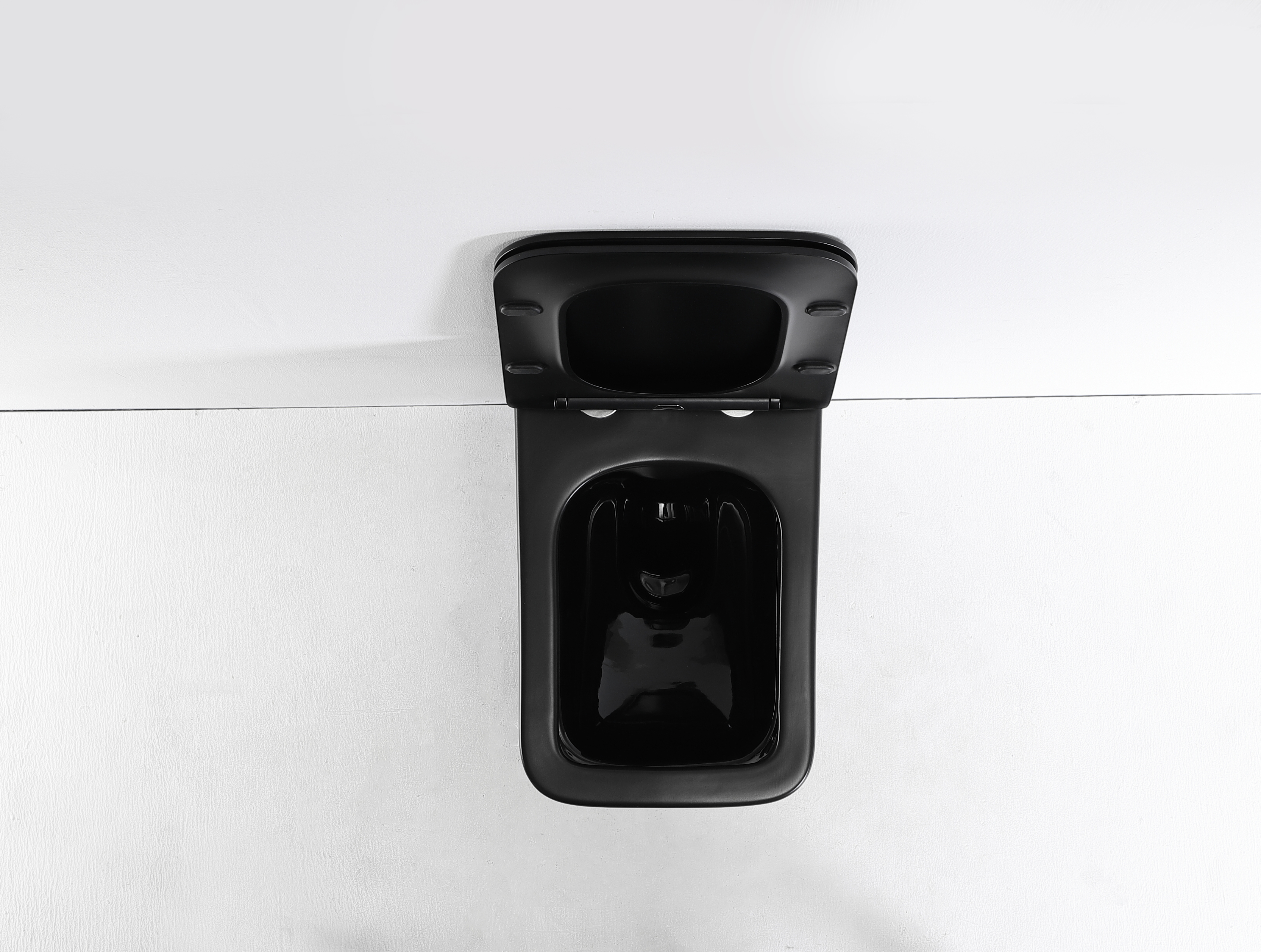 Modern Matte Black Wall-Hung Toilet – Sleek Minimalist Design for Contemporary Bathrooms