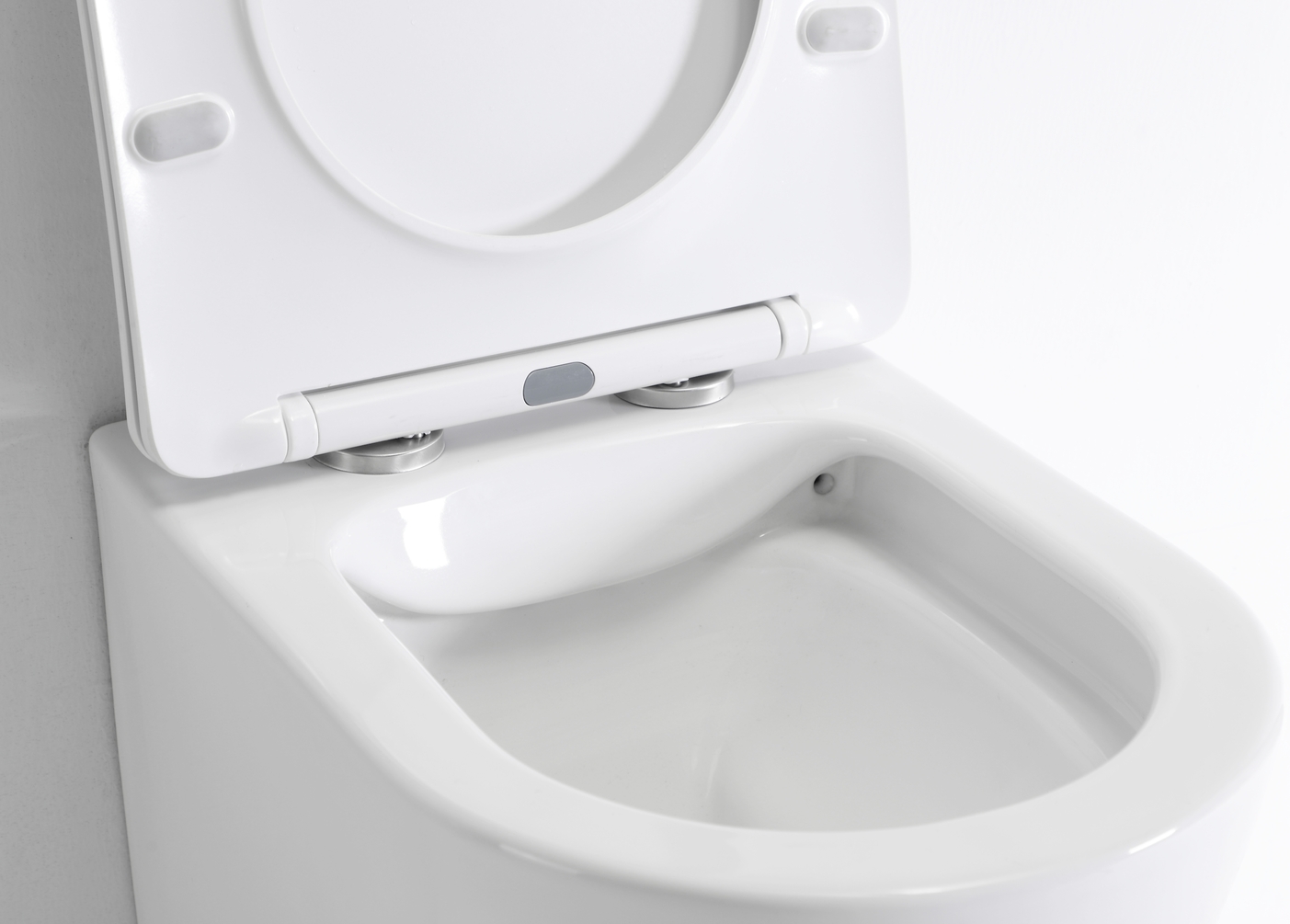 Compact Rimless Wall Hung Toilet Ceramic WC Soft Close Seat BF2422E