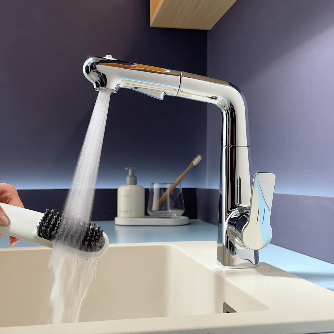 Faucet with Pull-Out Sprayer, 3 Spray Modes