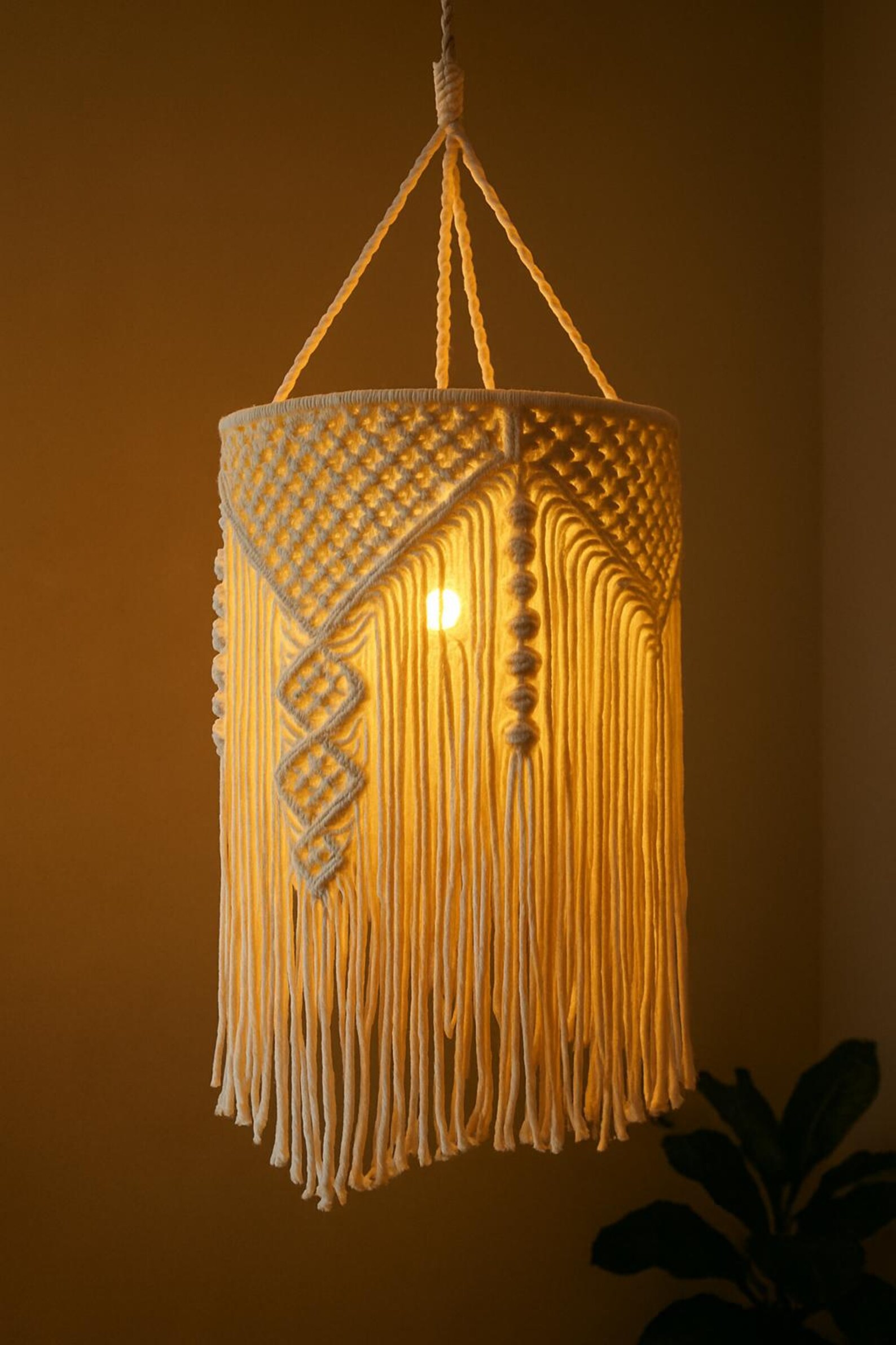 Handmade Macrame Cotton Rope Pendant Light Boho Hanging Ceiling Lamp for Hotel Resort Interior Projects