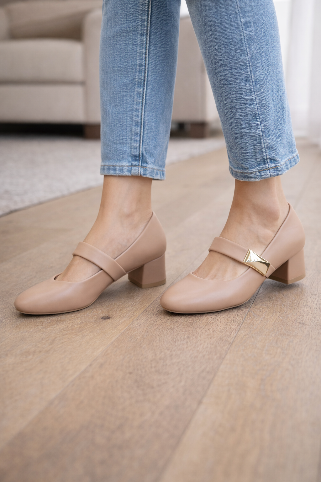 What Are the Most Desired Features in Women’s Heels for Retail Buyers?