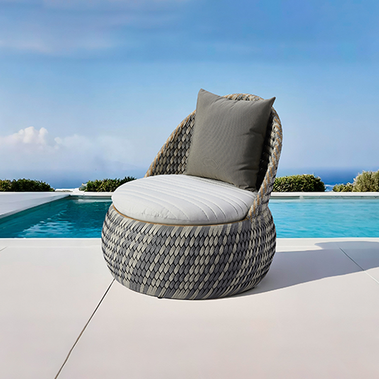 Handwoven All-Weather Round Rattan Chaise Contemporary Outdoor Lounge Chair with Cushioned Backrest