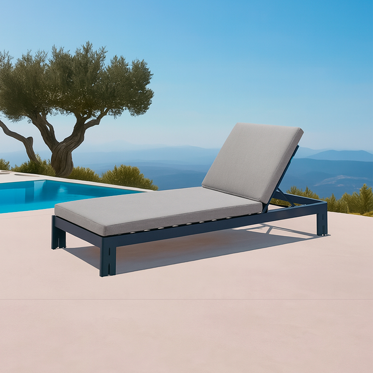 Waterproof and Durable Luxury Outdoor Chaise Lounge Aluminum Poolside Adjustable Lounger with Cushion