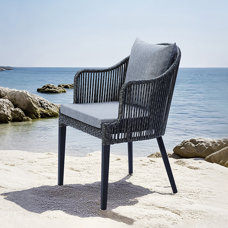 Modern Rust-Resistant Aluminum Frame Weatherproof Handwoven Wicker Garden Leisure Chair