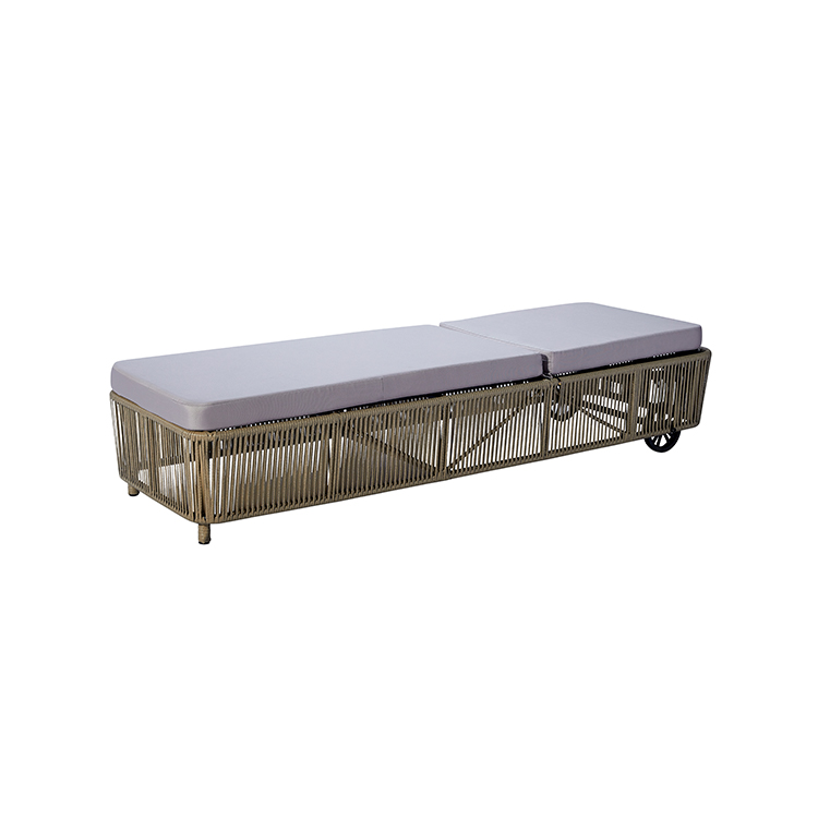 Adjustable Modern Premium Cushioned Outdoor Chaise Lounge Rattan Woven Sun Lounging Chair