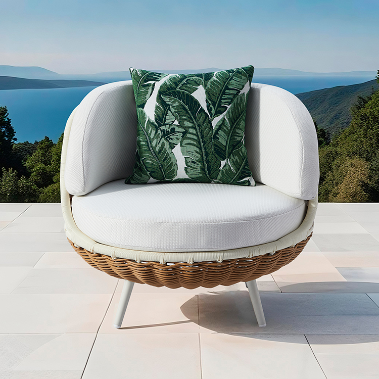 Contemporary Garden Durable Semi-Enclosed PE Wicker Outdoor Lounge Chair