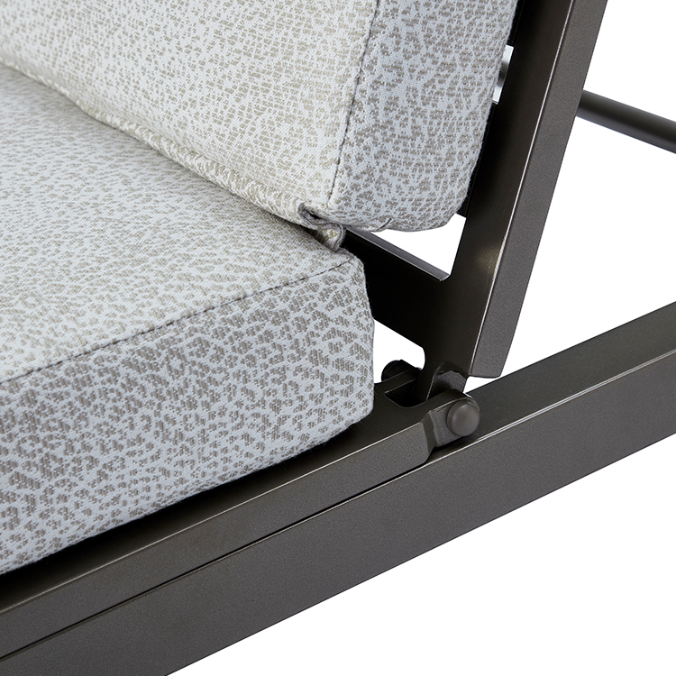 All-Weather Aluminum Frame Outdoor Sun Lounger Patio Chaise Lounge with Cushions