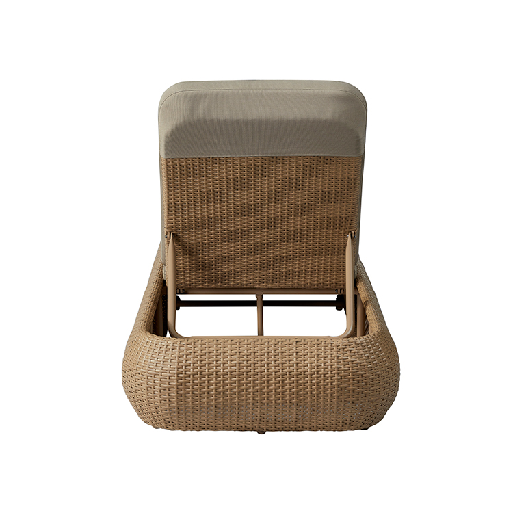 Adjustable Modern Waterproof Garden Lounger Outdoor Wicker Chaise Lounge with Durable Cushion