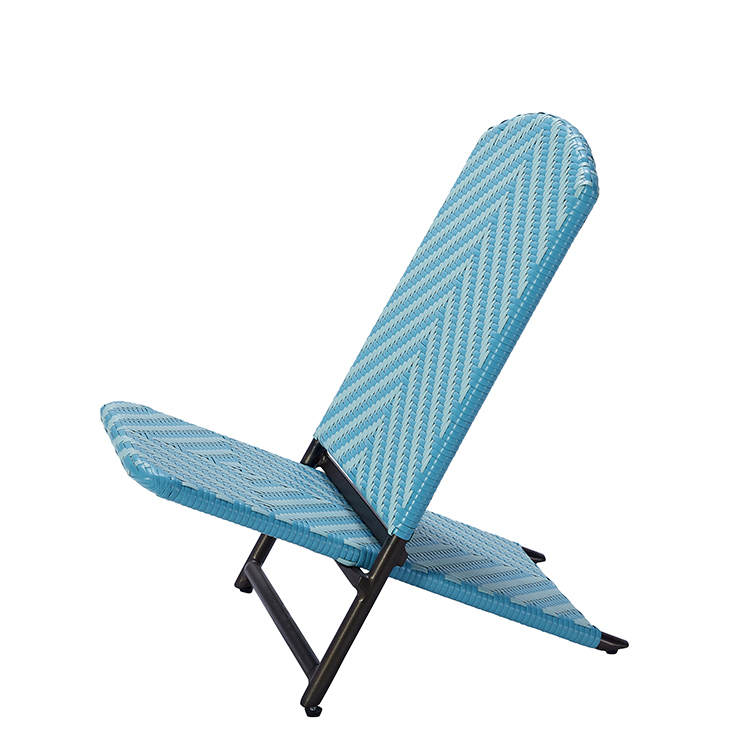 Nordic Style Space-Saving Durable Aluminum Waterproof PE Wicker Patio Beach Folding Chair