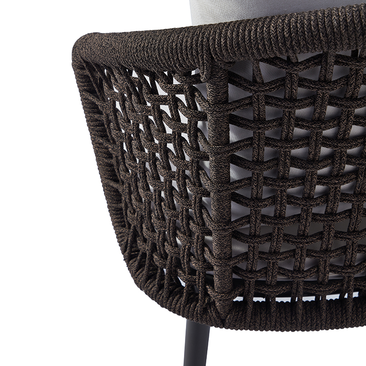 Minimalist Backyard Waterproof Aluminum Outdoor Handwoven Rope Patio Chair with Cushion