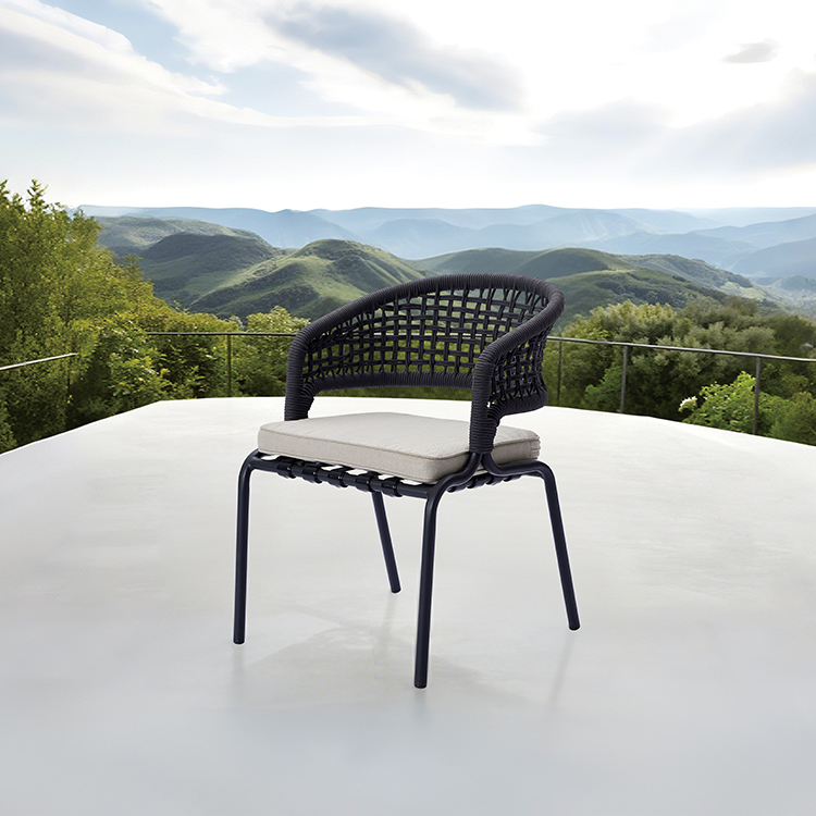 Nordic Style Leisure Patio Black Metal Armchair Furniture Ergonomic Design Rope Woven Backrest Garden Dining Chair with Cushion