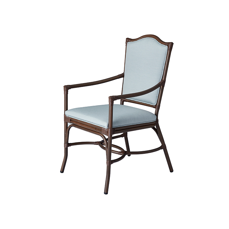 All-Weather Elegant Durable Outdoor Bistro Seating Rattan Waterproof Conversation Chair Set With Cushion