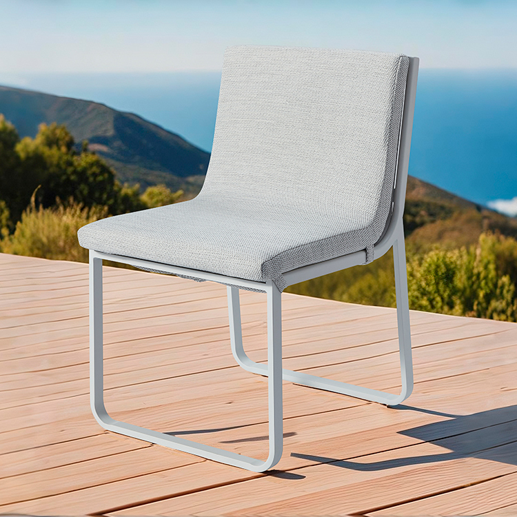 Waterproof Luxury Design Aluminum Outdoor Chairs With Cushion
