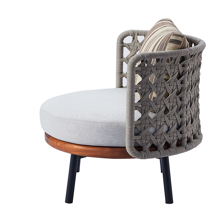 Modern Ergonomic Rope-Wrapped Outdoor Leisure Chair with Curved Back and Cushion