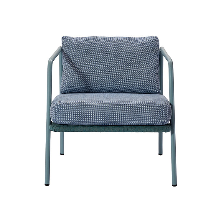 Minimalist 4 Seater Durable Metals Armchair Luxury Garden Sofa Outdoor Furniture Set