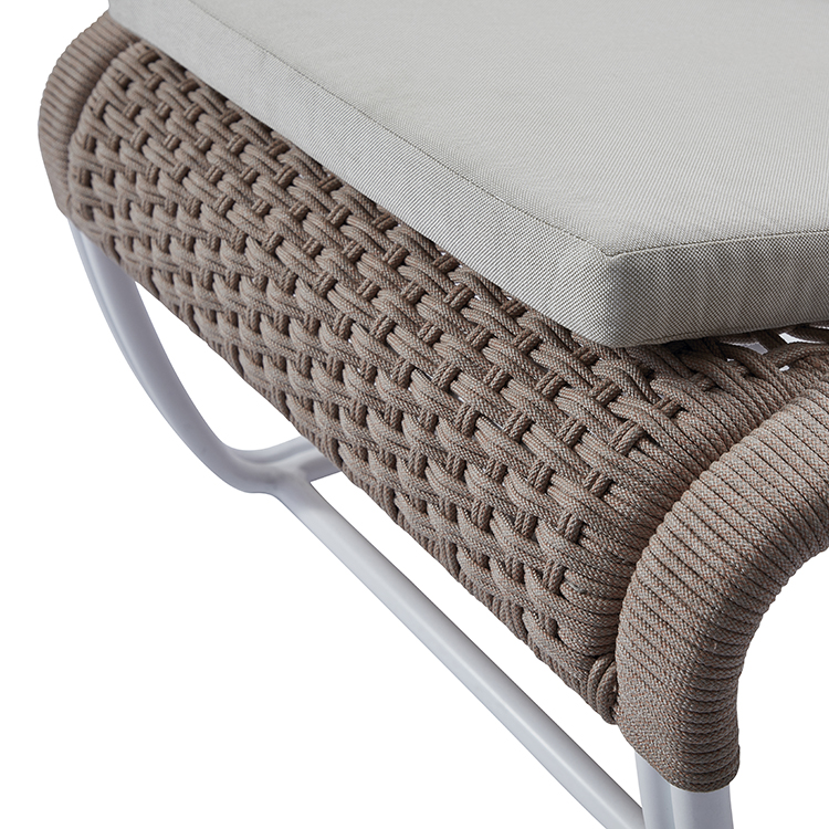 Minimalist Hotel Seating All-weather Outdoor Leisure Rope Weaving Chair