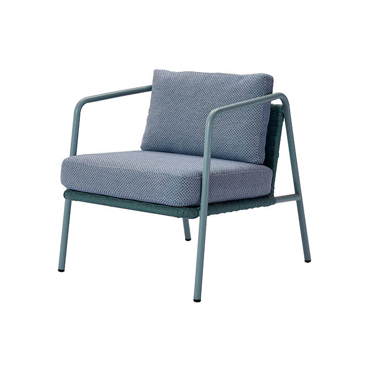 Minimalist 4 Seater Durable Metals Armchair Luxury Garden Sofa Outdoor Furniture Set