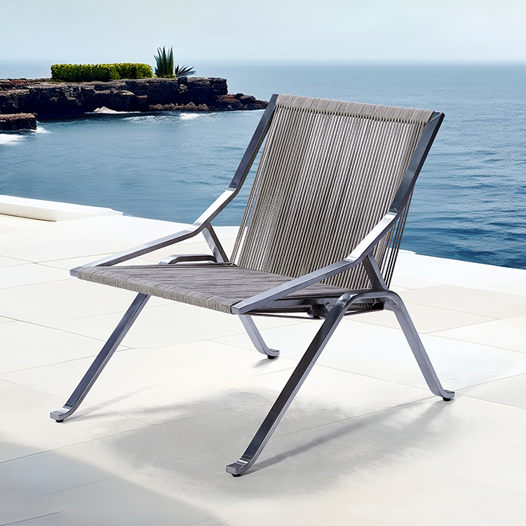 Lightweight Ergonomic Garden Seating Small Balcony Armchair Minimalist Beach Steel Frame Woven Rope Outdoor Deck Chair