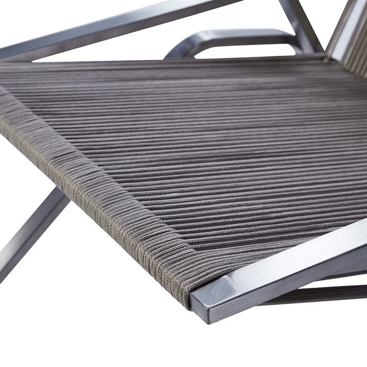 Lightweight Ergonomic Garden Seating Small Balcony Armchair Minimalist Beach Steel Frame Woven Rope Outdoor Deck Chair
