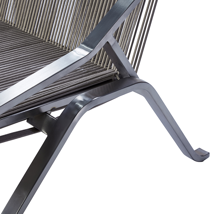 Lightweight Ergonomic Garden Seating Small Balcony Armchair Minimalist Beach Steel Frame Woven Rope Outdoor Deck Chair