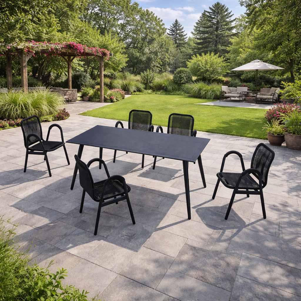 Woven Strap vs Rope: Selecting the Ideal Outdoor Furniture Material