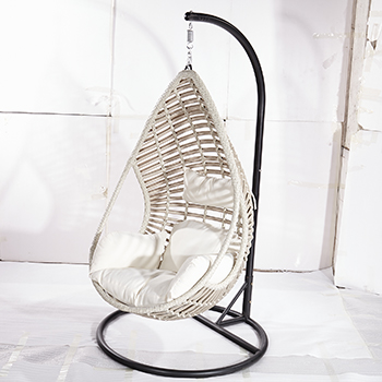 Outdoor Hanging Swing