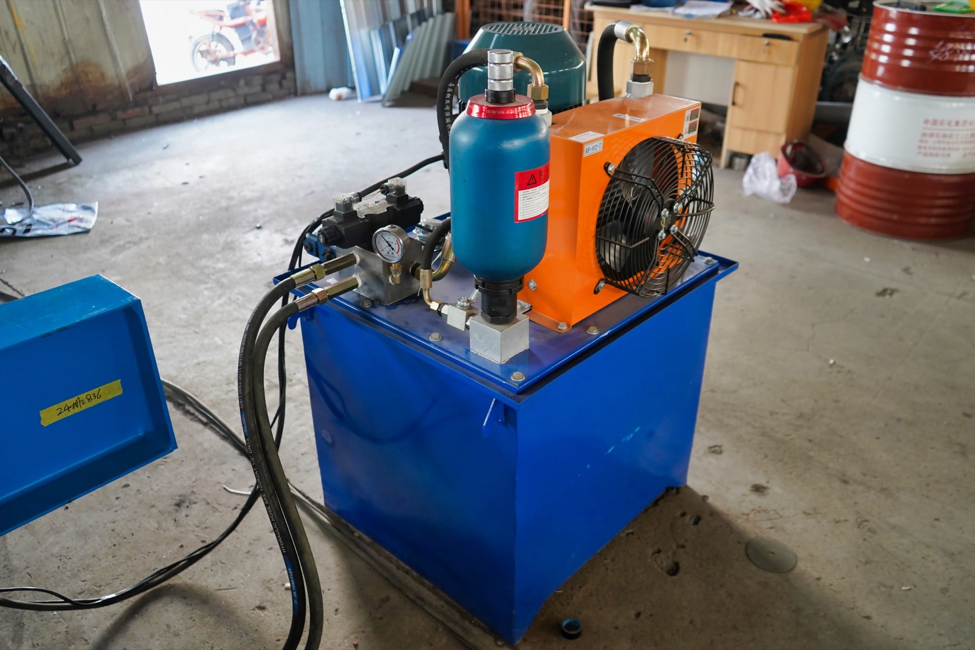 Corrugated Tile Roll Forming Line for Metal Roof Panel Production