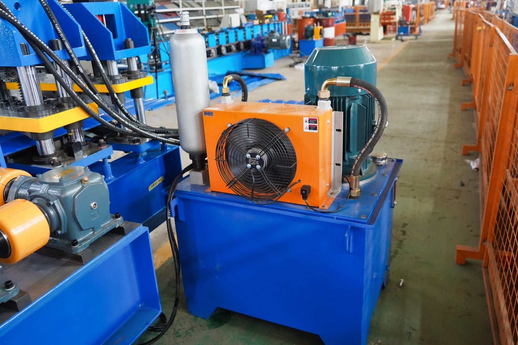 Industrial Corrugated Metal Roofing Panel Forming Equipment
