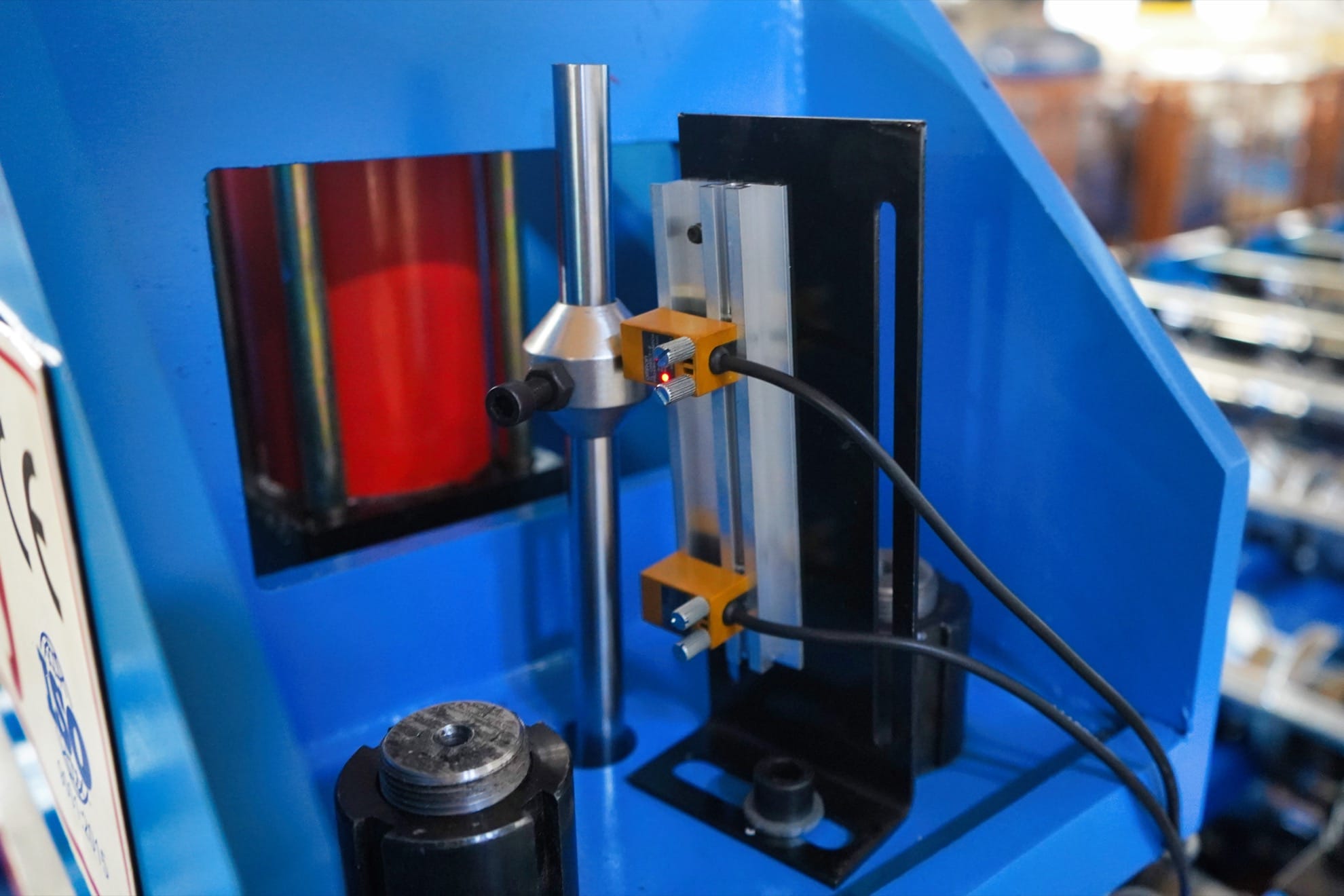 Color Steel Metal Roof Trapezoidal Roll Forming Machine