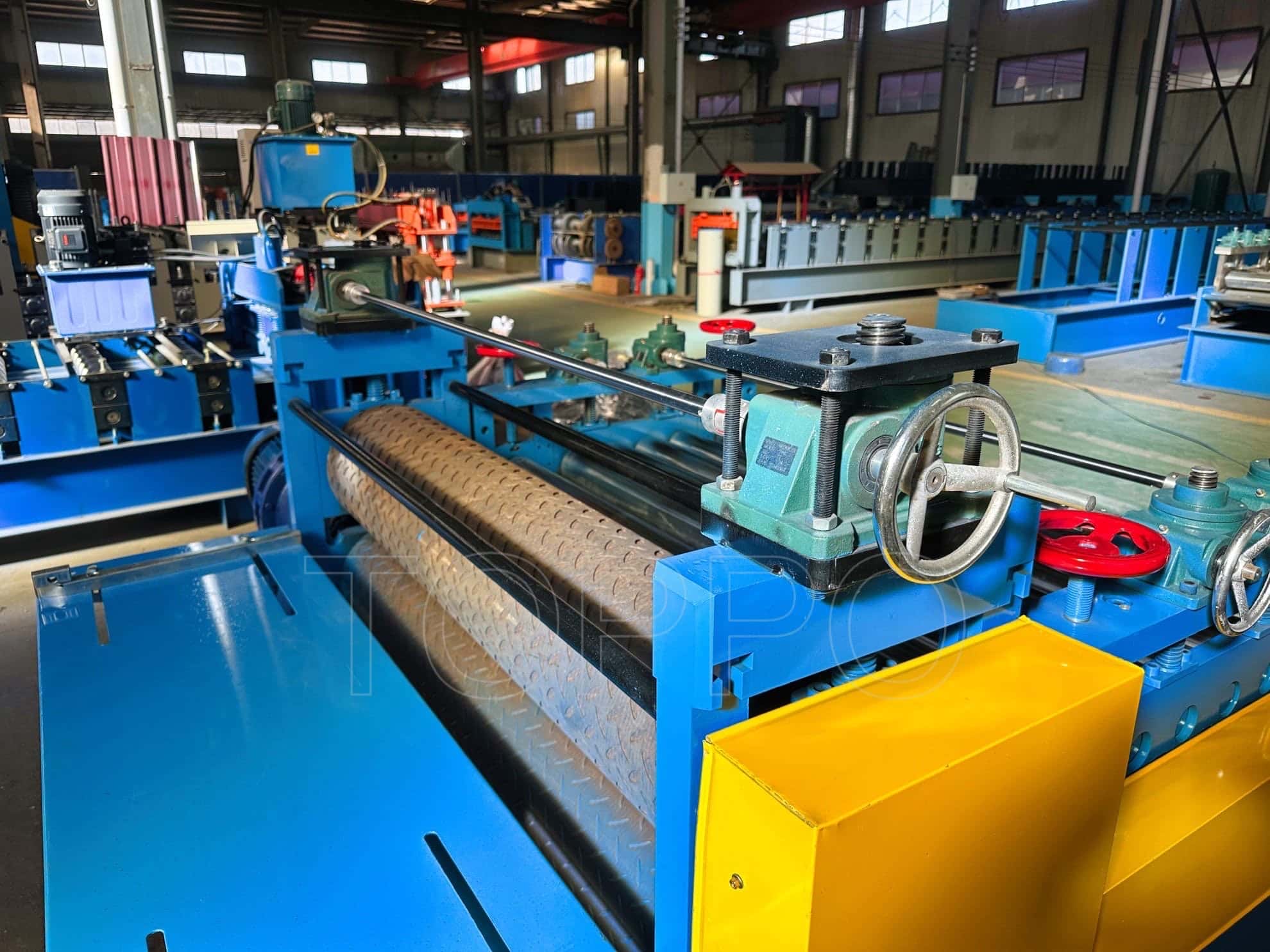 Anti-Slip Pattern Color Steel Aluminum Cold Plate Metal Embossing Machinery