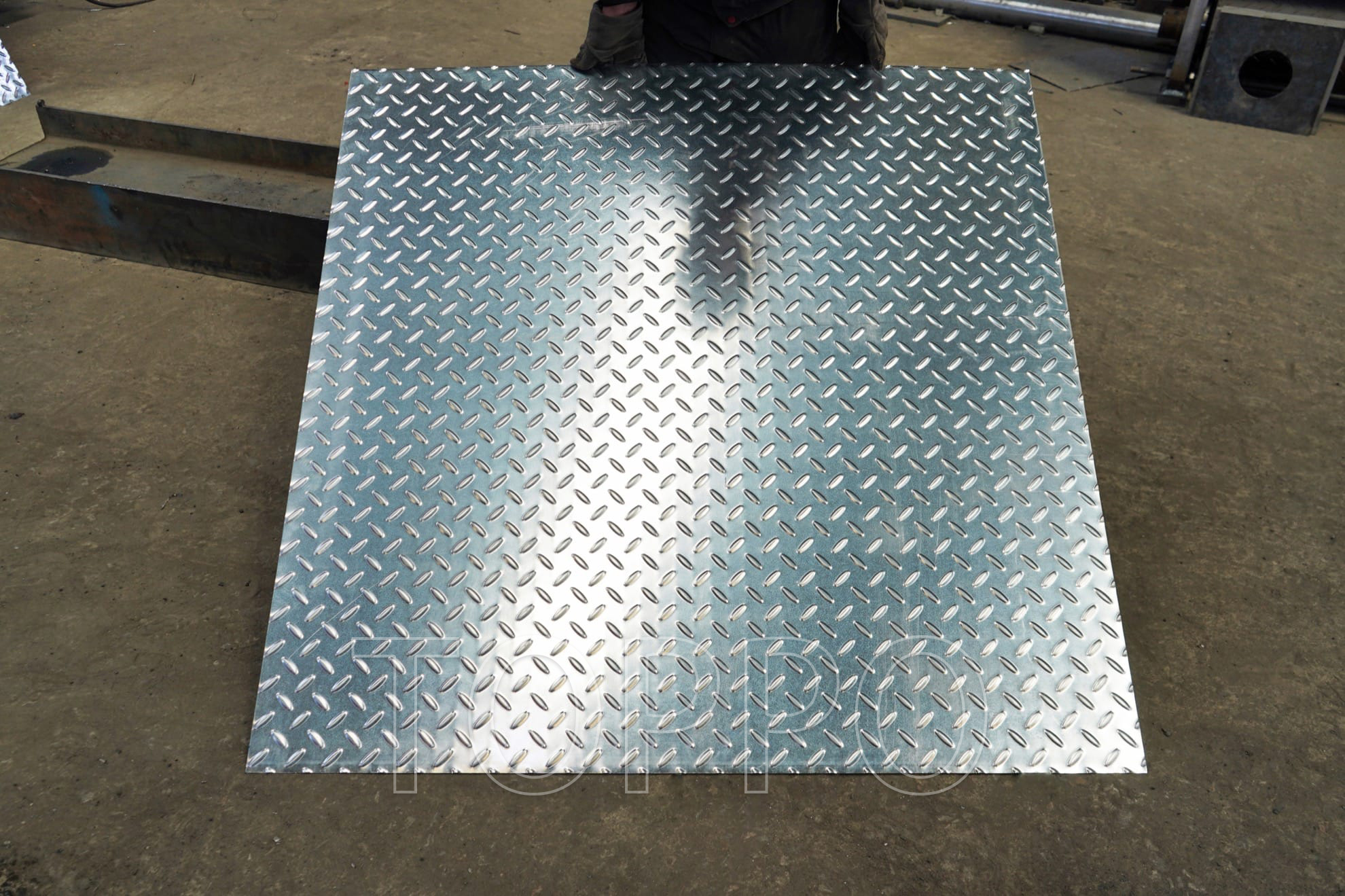 High Precision Metal Sheet Embossing Machine for Industrial Applications