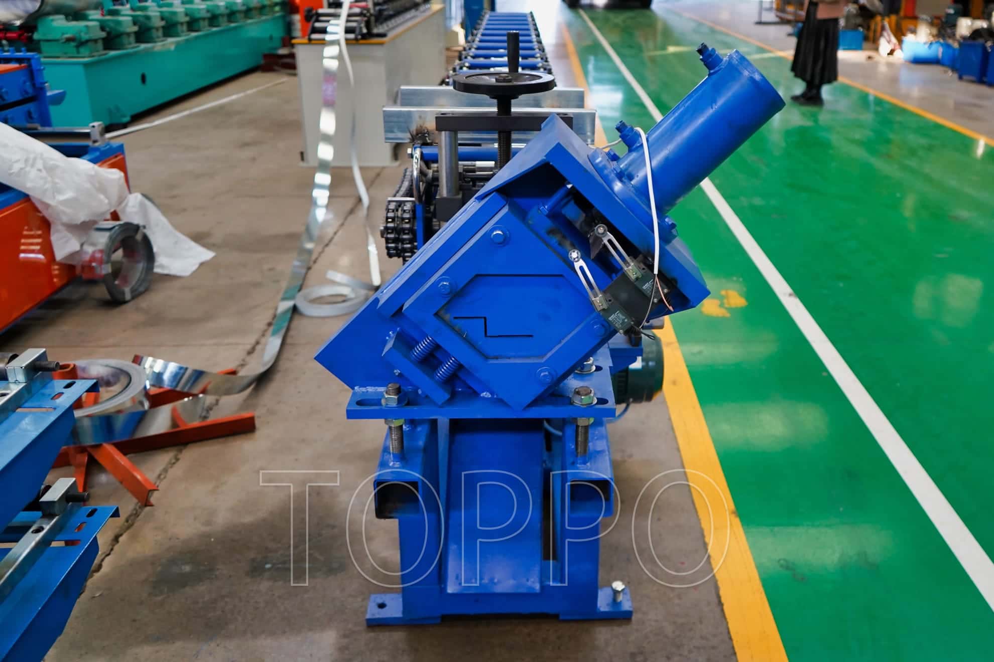 Planning a Metal Stud and Track Roll Forming Machine for Efficient Changeovers