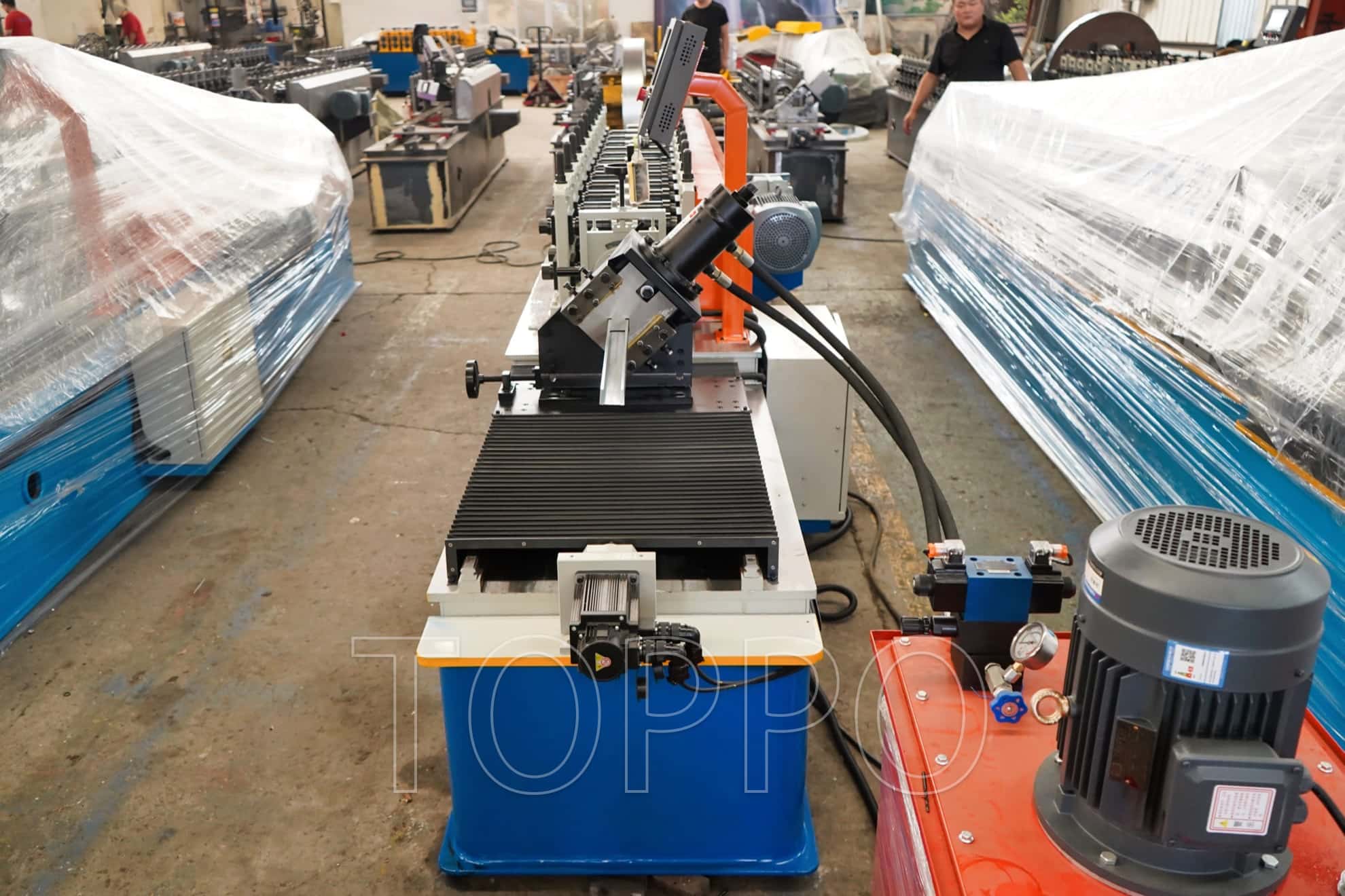 Balancing Output and Flexibility with a Light Gauge Steel Stud Roll Forming Machine