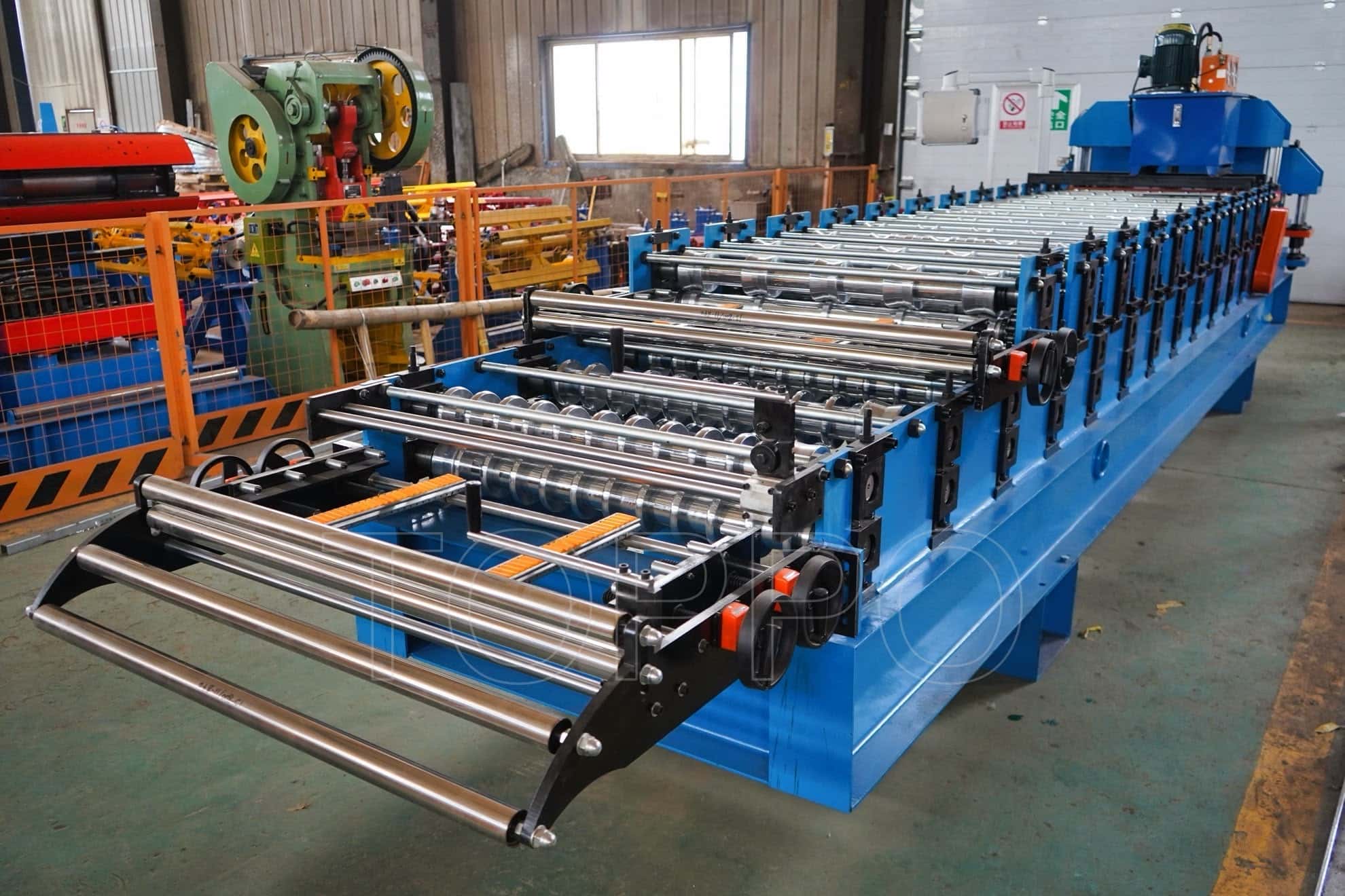 Electric Shear Double Layer Roll Forming Machine for Five-Rib Roofing Sheets