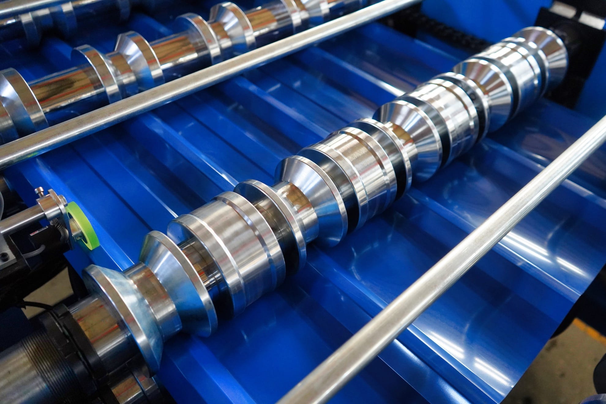 Automatic Trapezoidal Metal Roofing Sheet Roll Forming Machine